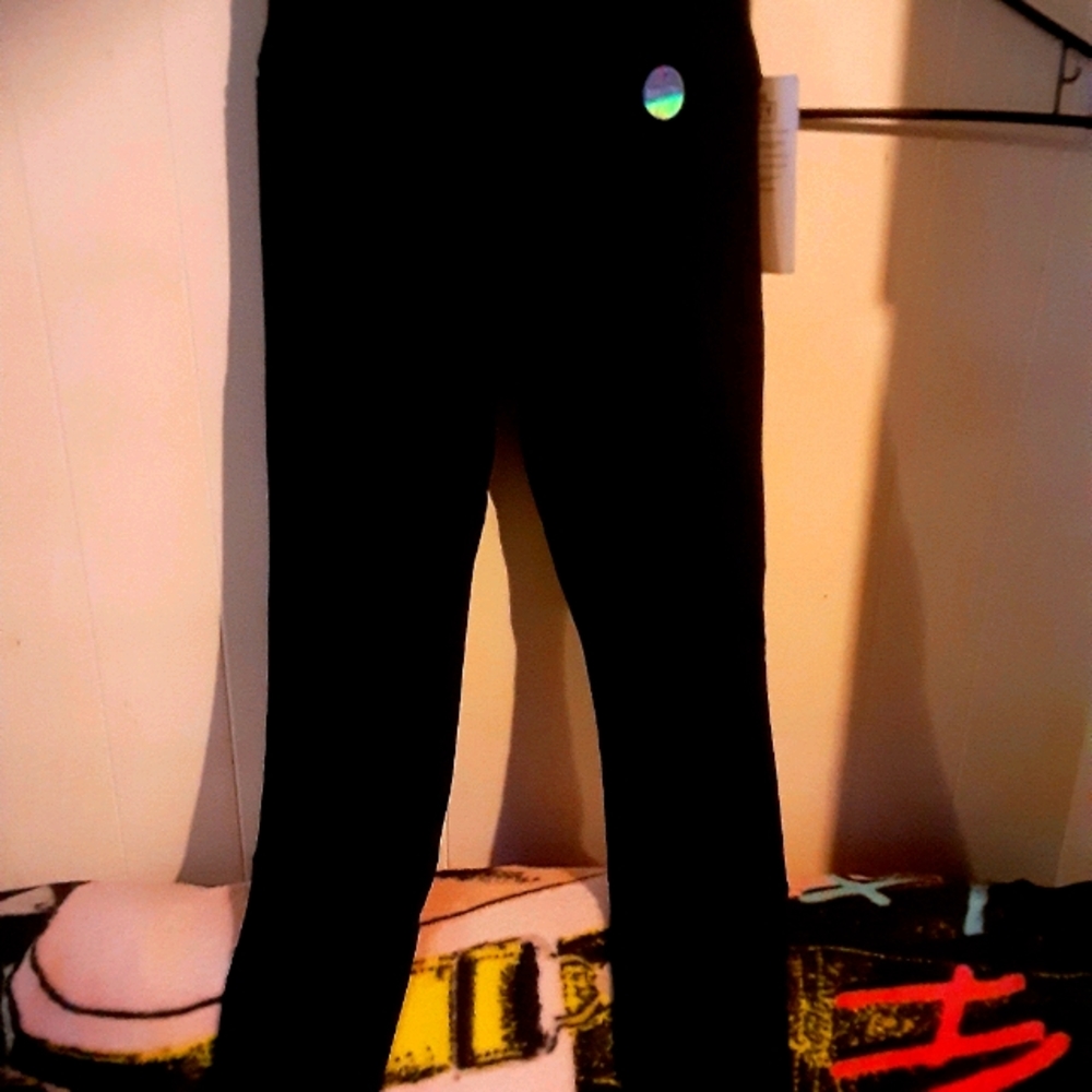 New Pink VS Leggings Size MW